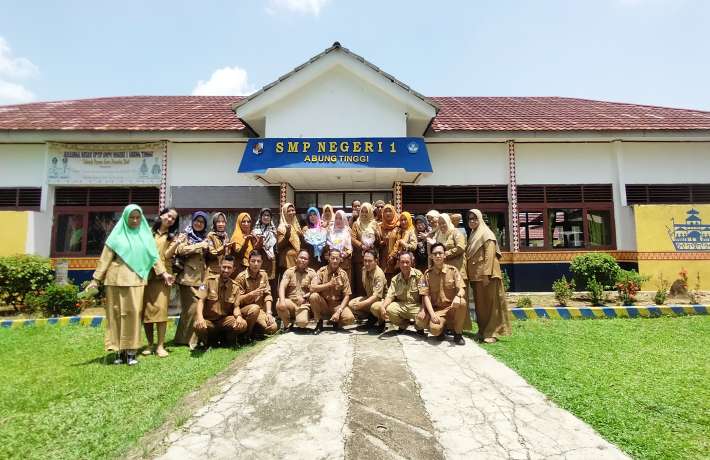 Profile Sekolah SMP Negeri 1 Abung Tinggi